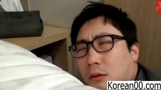 487TR-2205 只要是男人和谁都会睡的10个中年妇女的出轨行为