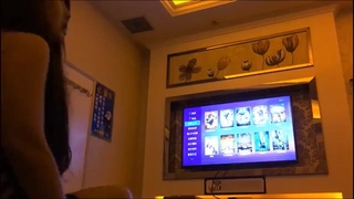 “一定要射我嘴里！清晰对白，树林做爱刺激