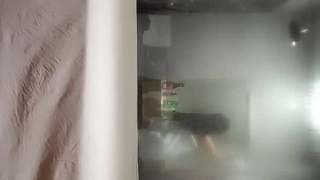 【扩阴灌尿】吉林00后“岳欣悦”10P事件后玩黑人大屌！群P再调教！