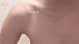 午夜一级做a爱片毛毛片趁朋友不在家艹他老婆